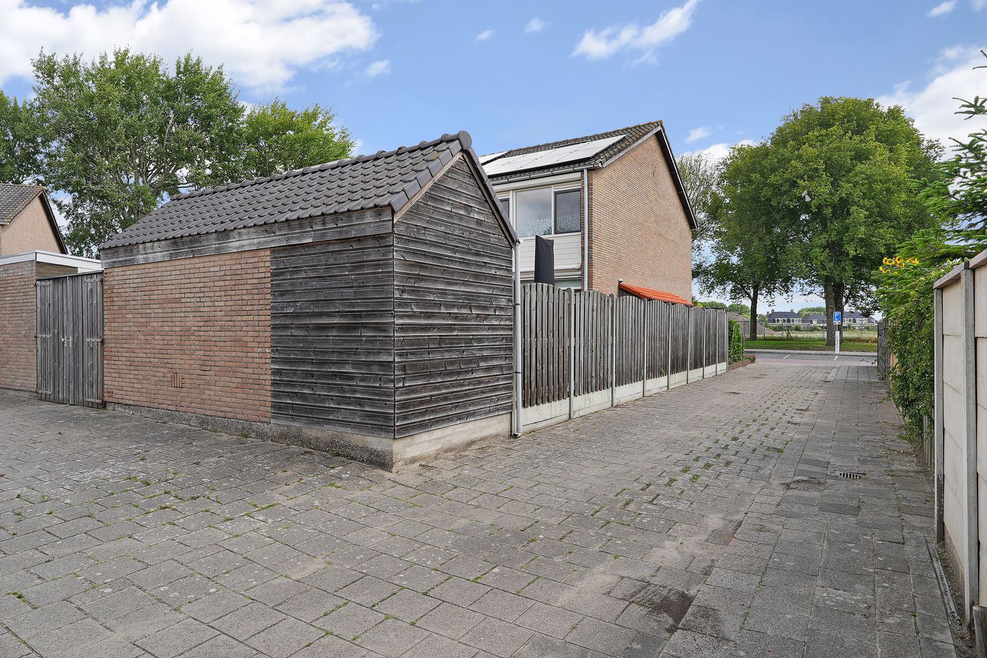 Foto 29 van Esdoornstraat 67