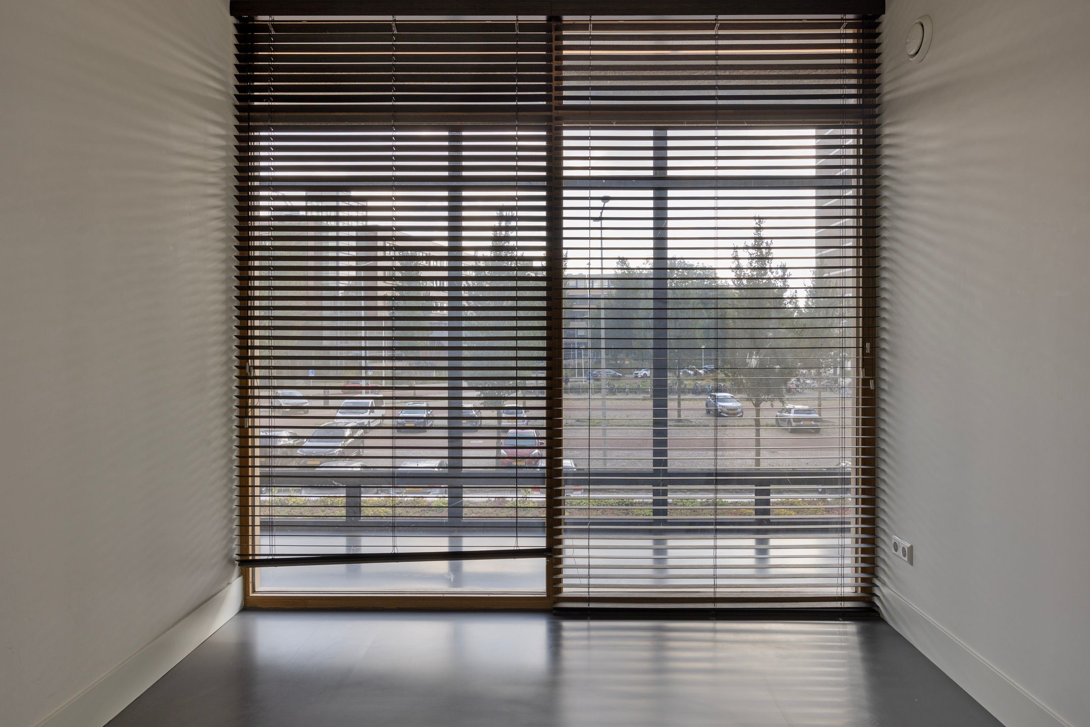 Foto 15 van Burgemeester Hogguerstraat 1205