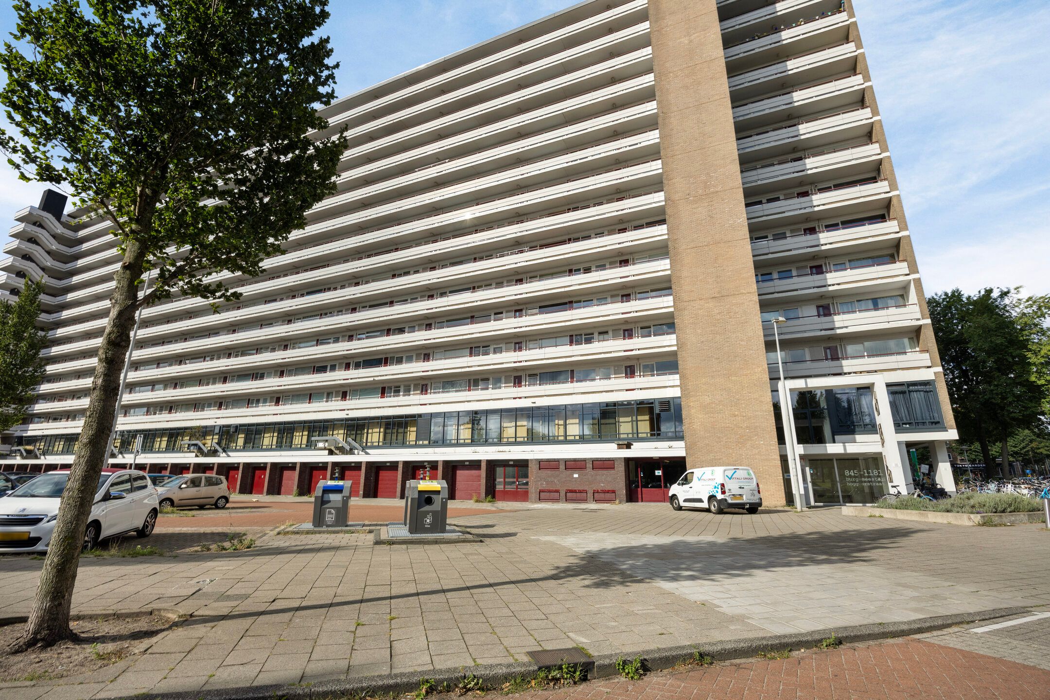 Foto 30 van Burgemeester Hogguerstraat 1205