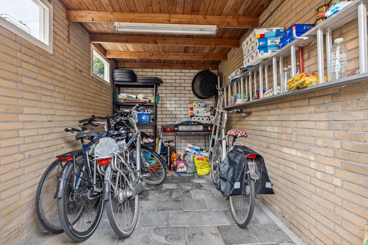 Photo 36 of Praamstraat 11