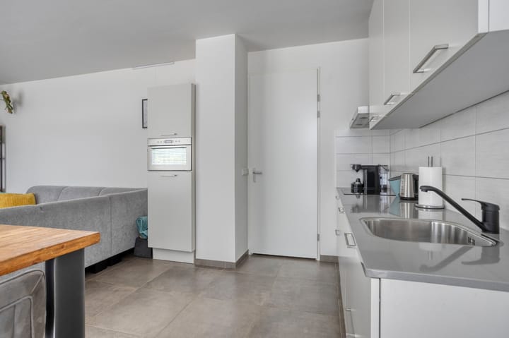 Photo 10 of Prins Bernhardlaan 96