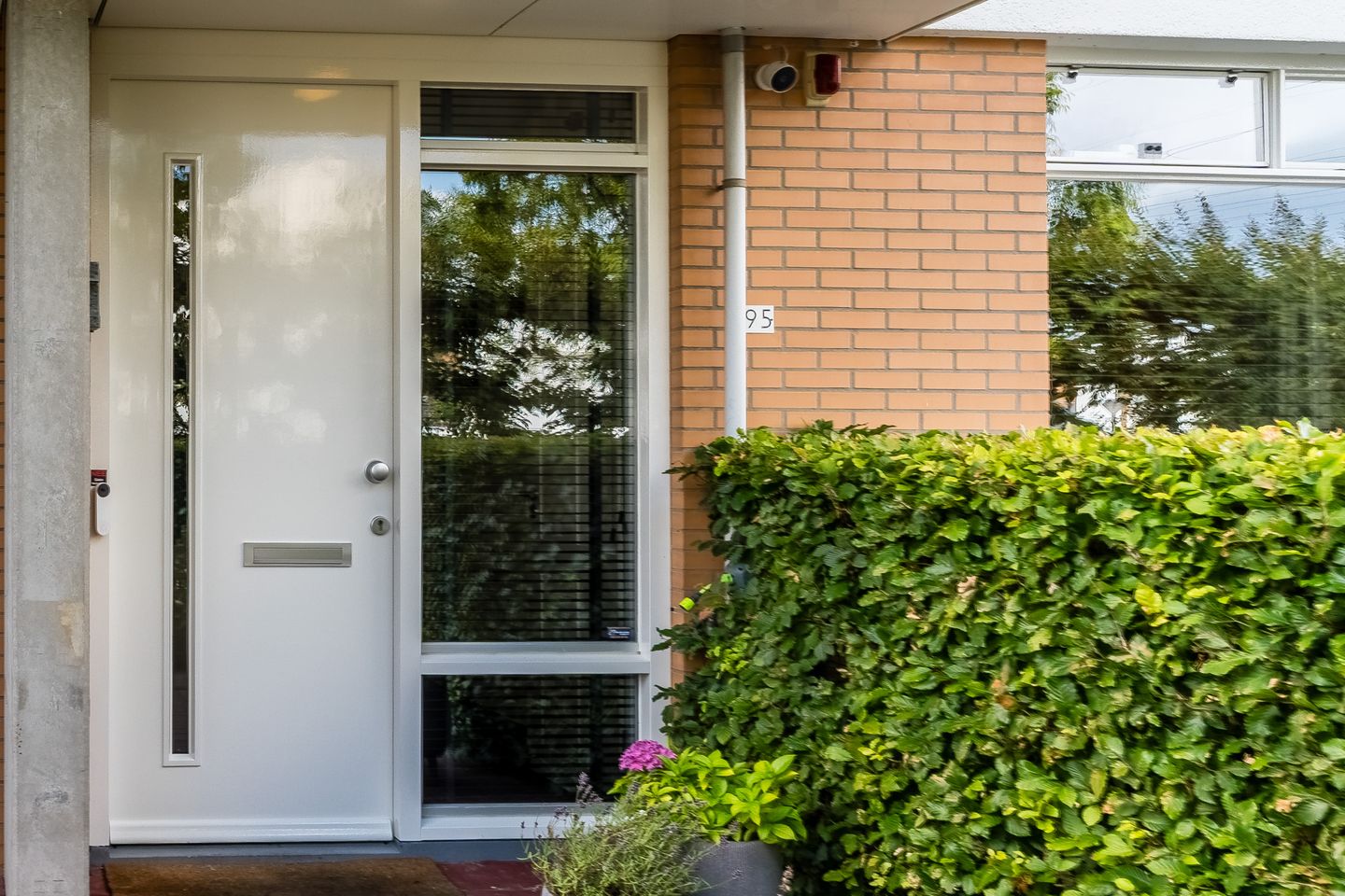 Photo 5 of Laan van Tolkien 195