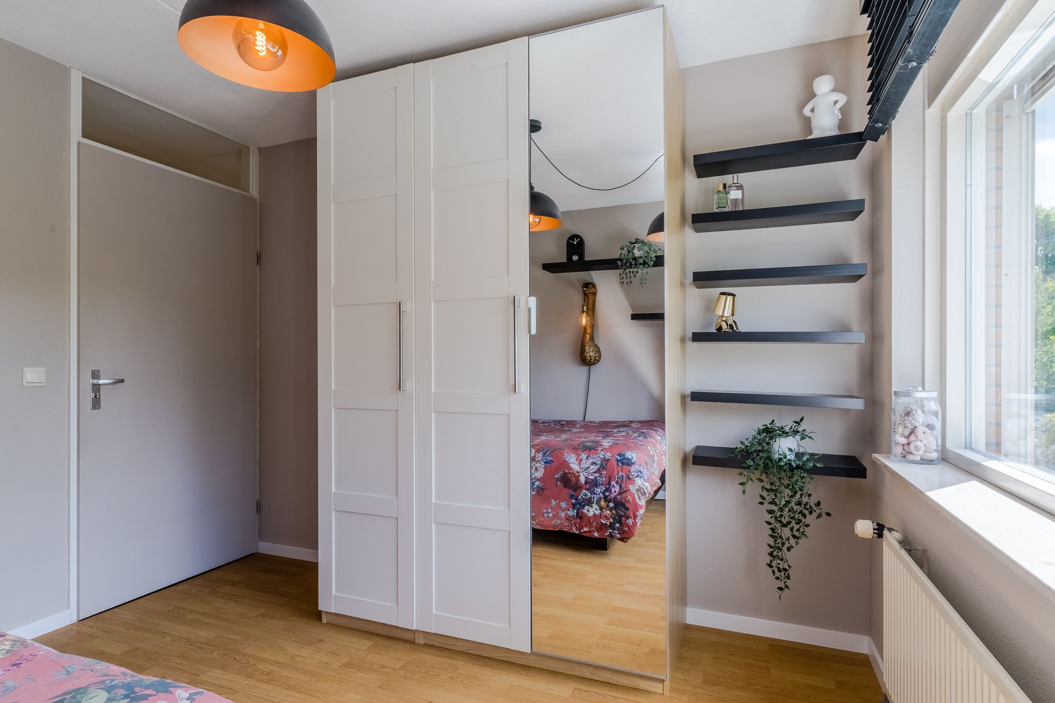 Photo 24 of Laan van Tolkien 195