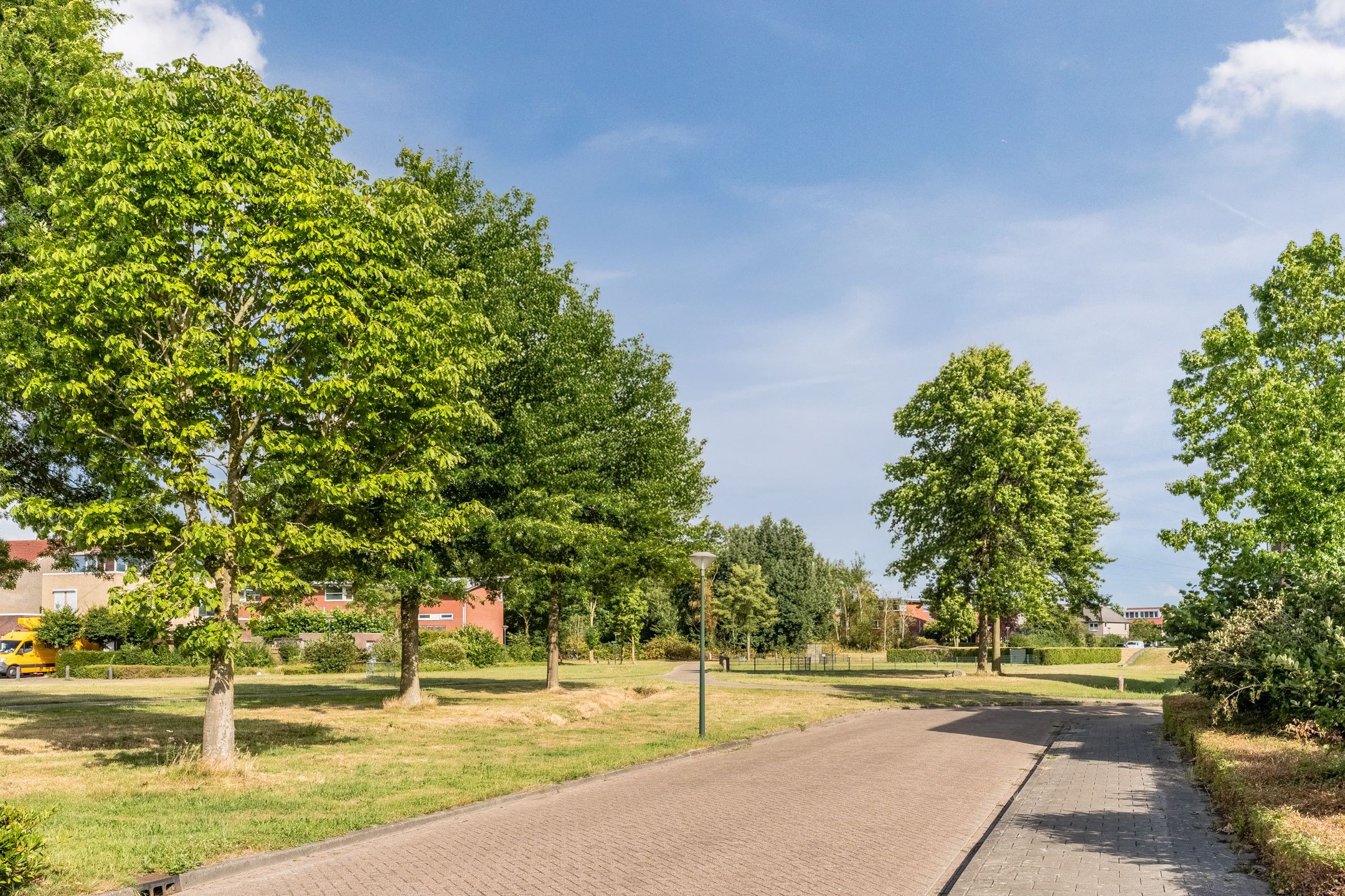 Photo 60 of Laan van Tolkien 195