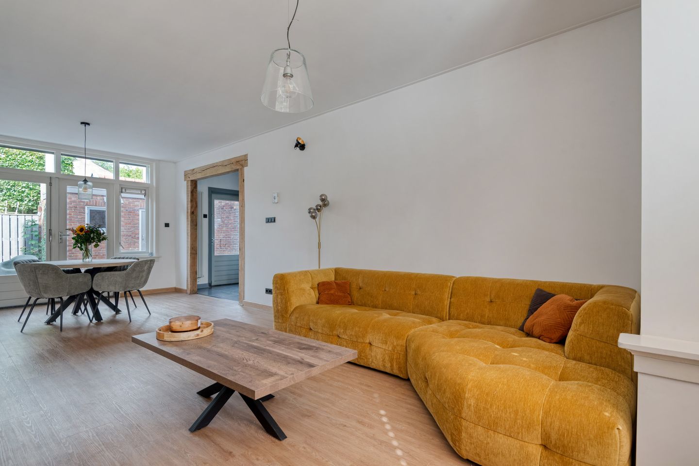 Photo 10 of St. Maartenstraat 2