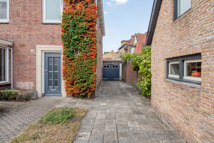 Foto 38 van St. Maartenstraat 2