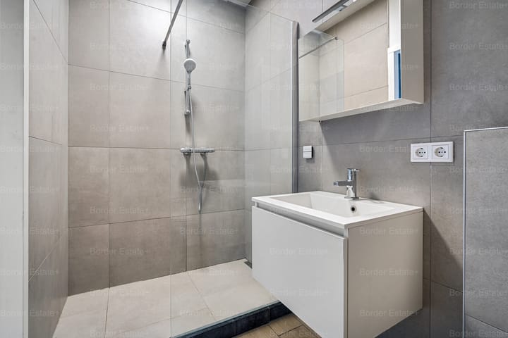 Foto 16 van Scharnerweg 13-B02