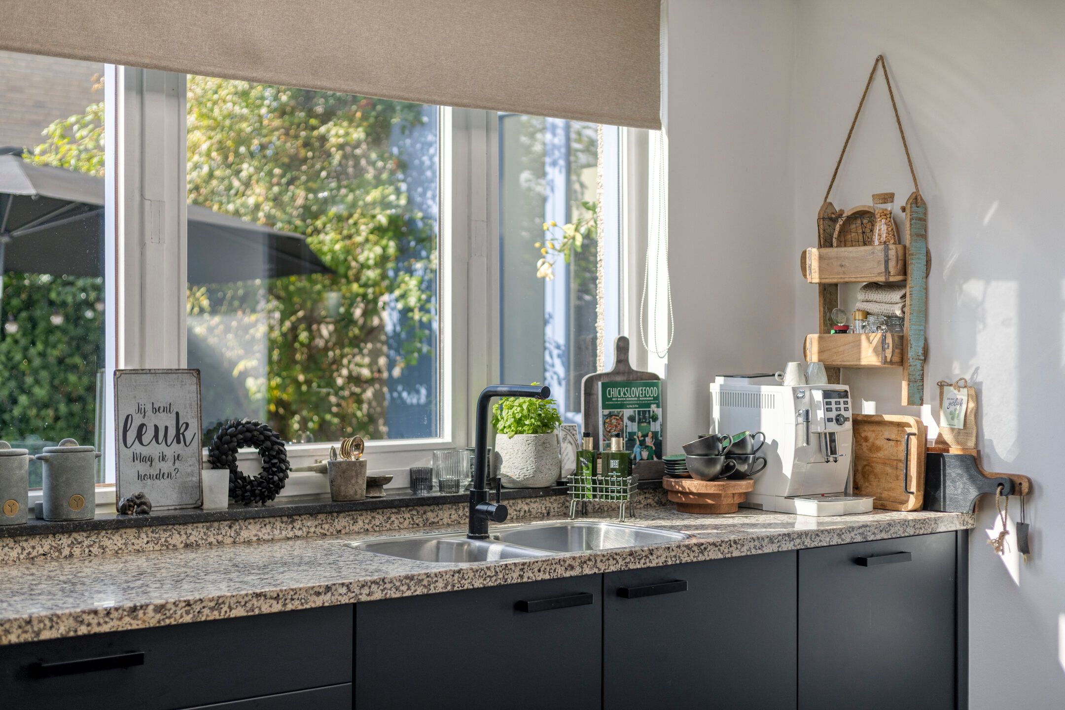 Foto 18 van Carolusweg 16