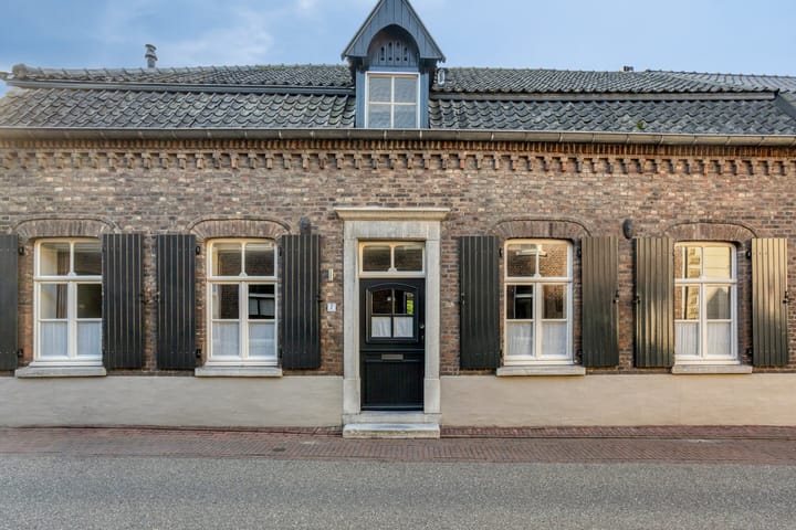 Foto 2 van Dorpstraat 7