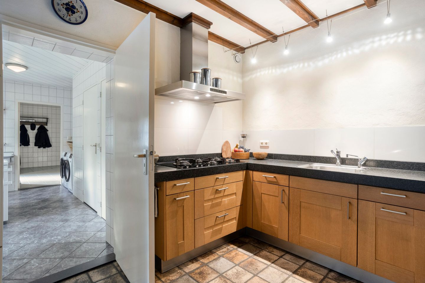 Foto 14 van Dorpstraat 7