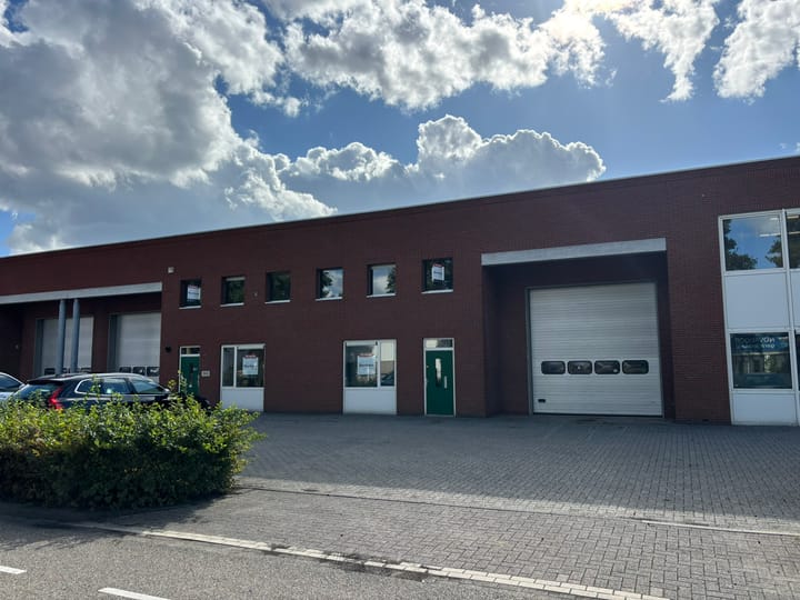 De Amert 114, Veghel