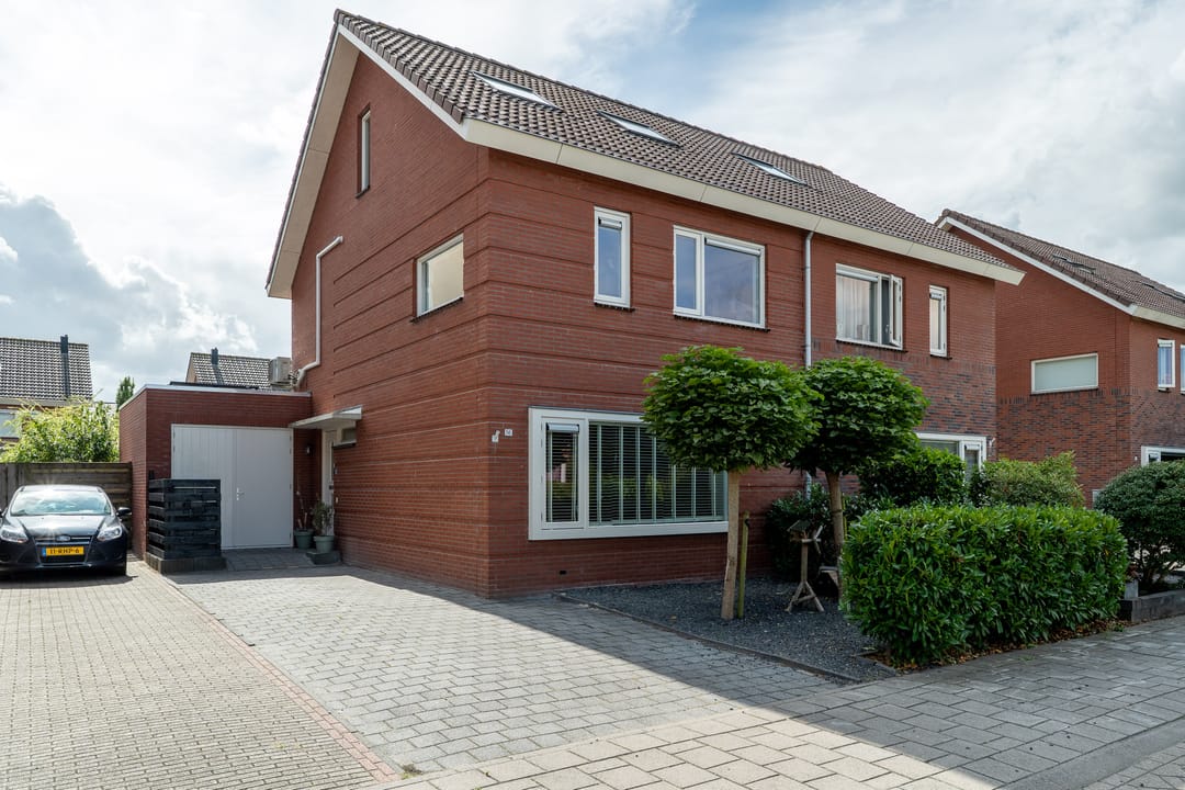 Photo 1 of Ytsjesân 56