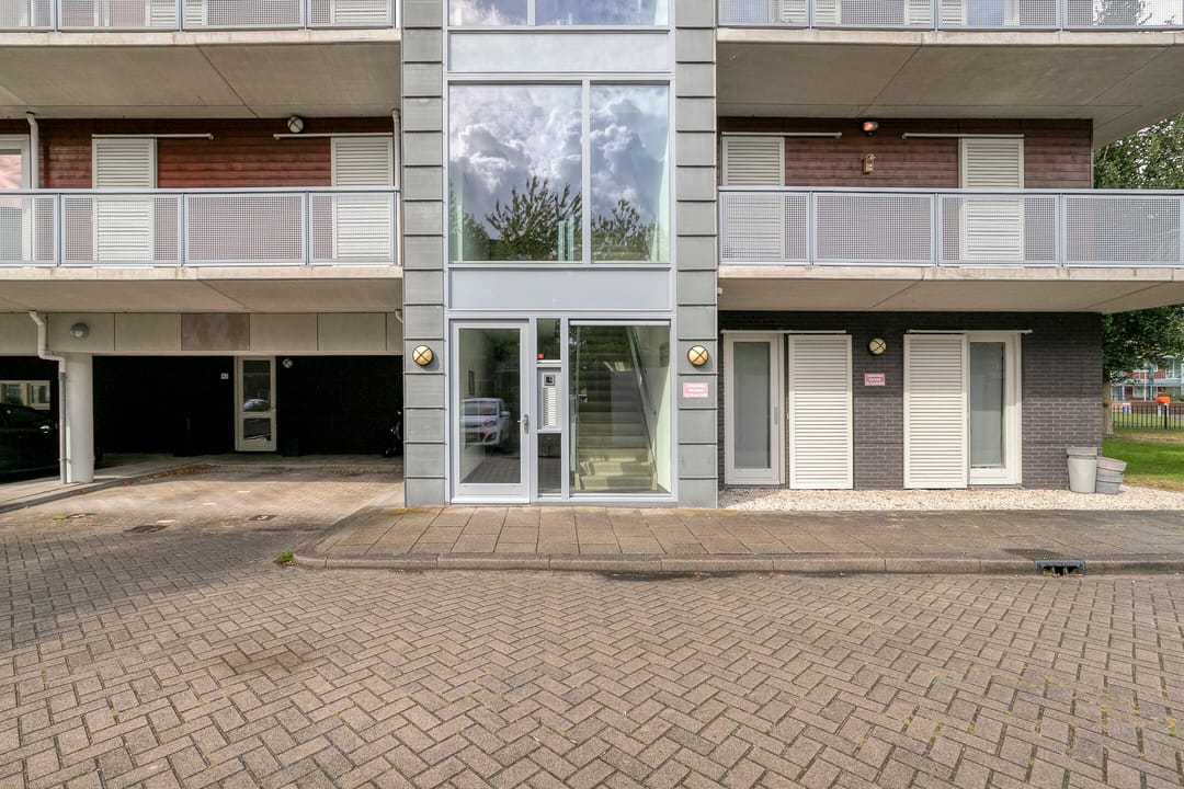 Foto 7 van Muiderstraat 49