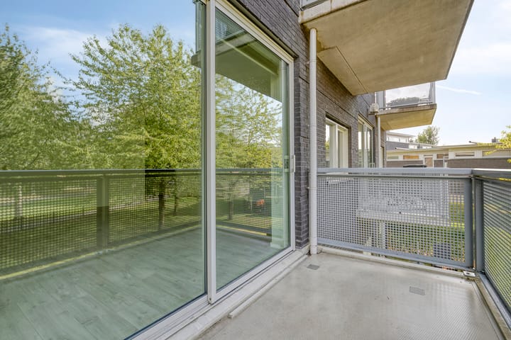 Foto 13 van Muiderstraat 49