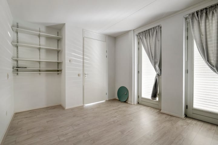 Foto 17 van Muiderstraat 49