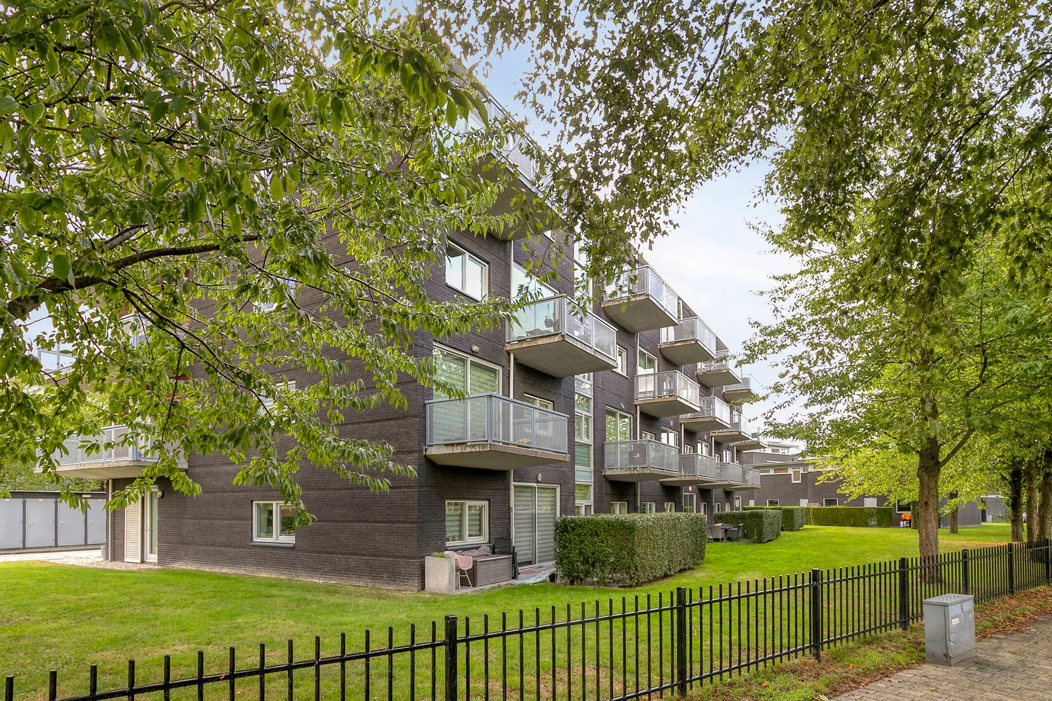 Foto 21 van Muiderstraat 49