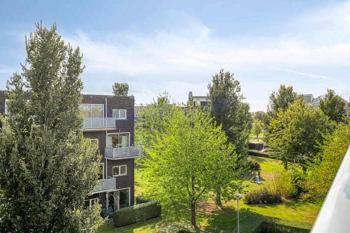 Foto 22 van Muiderstraat 49