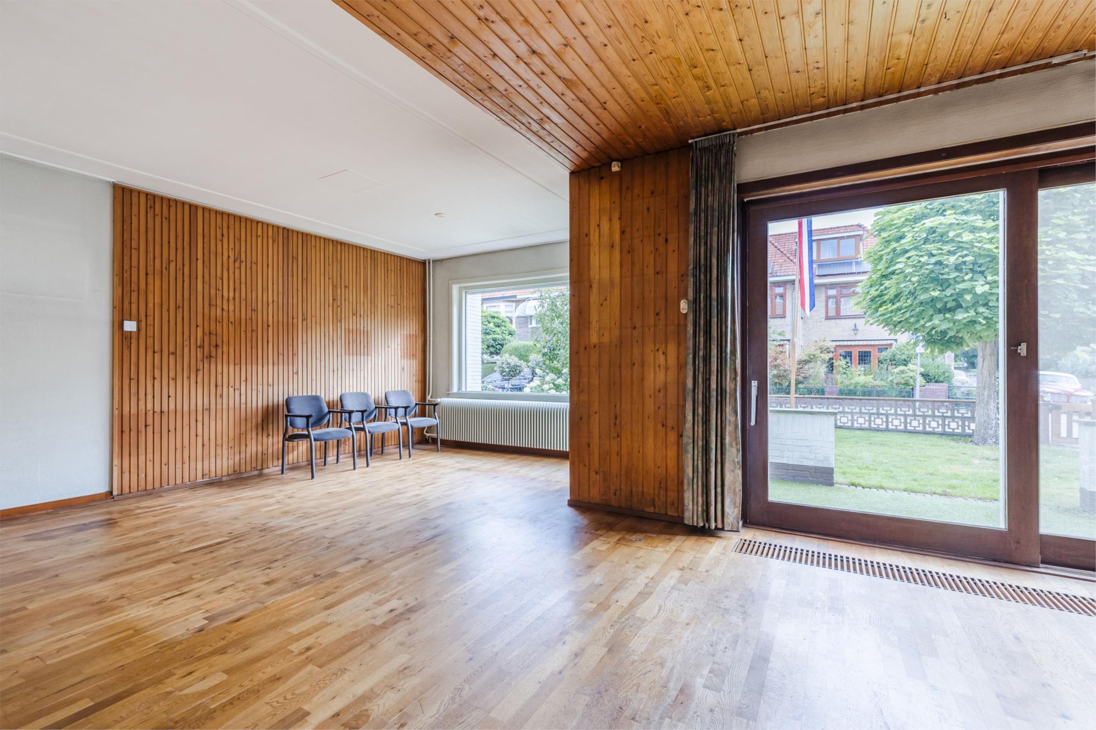 Photo 18 of Den Burghstraat 10