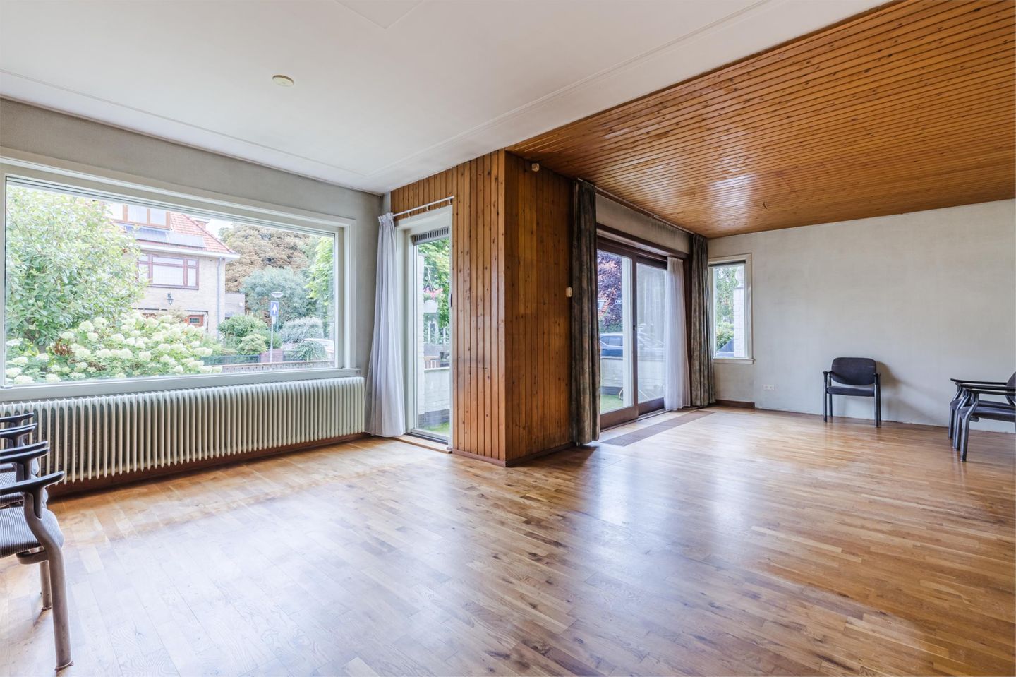 Photo 19 of Den Burghstraat 10