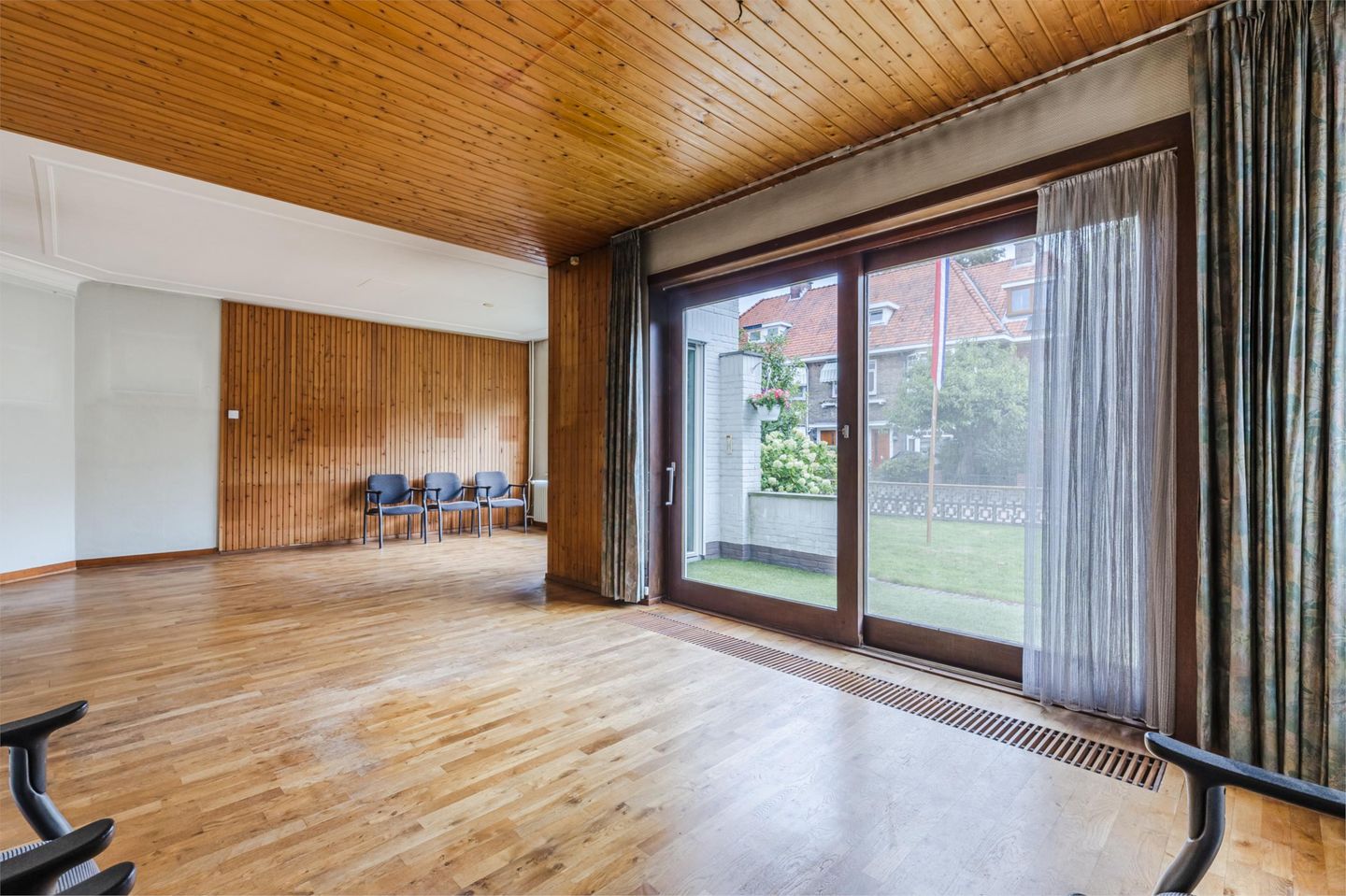 Photo 20 of Den Burghstraat 10