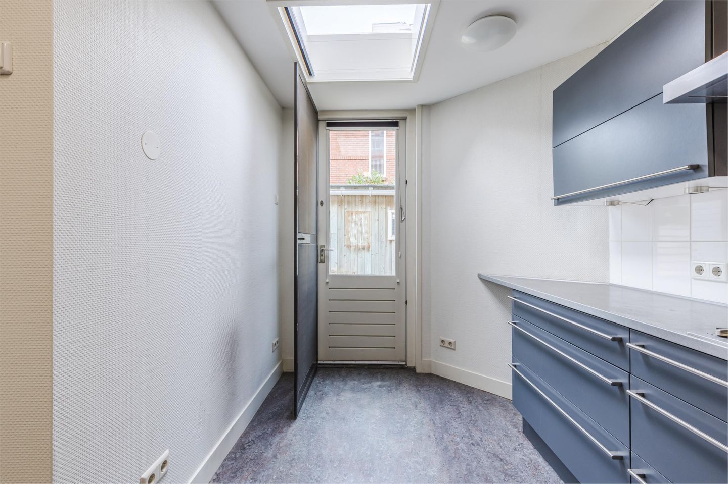 Photo 25 of Den Burghstraat 10