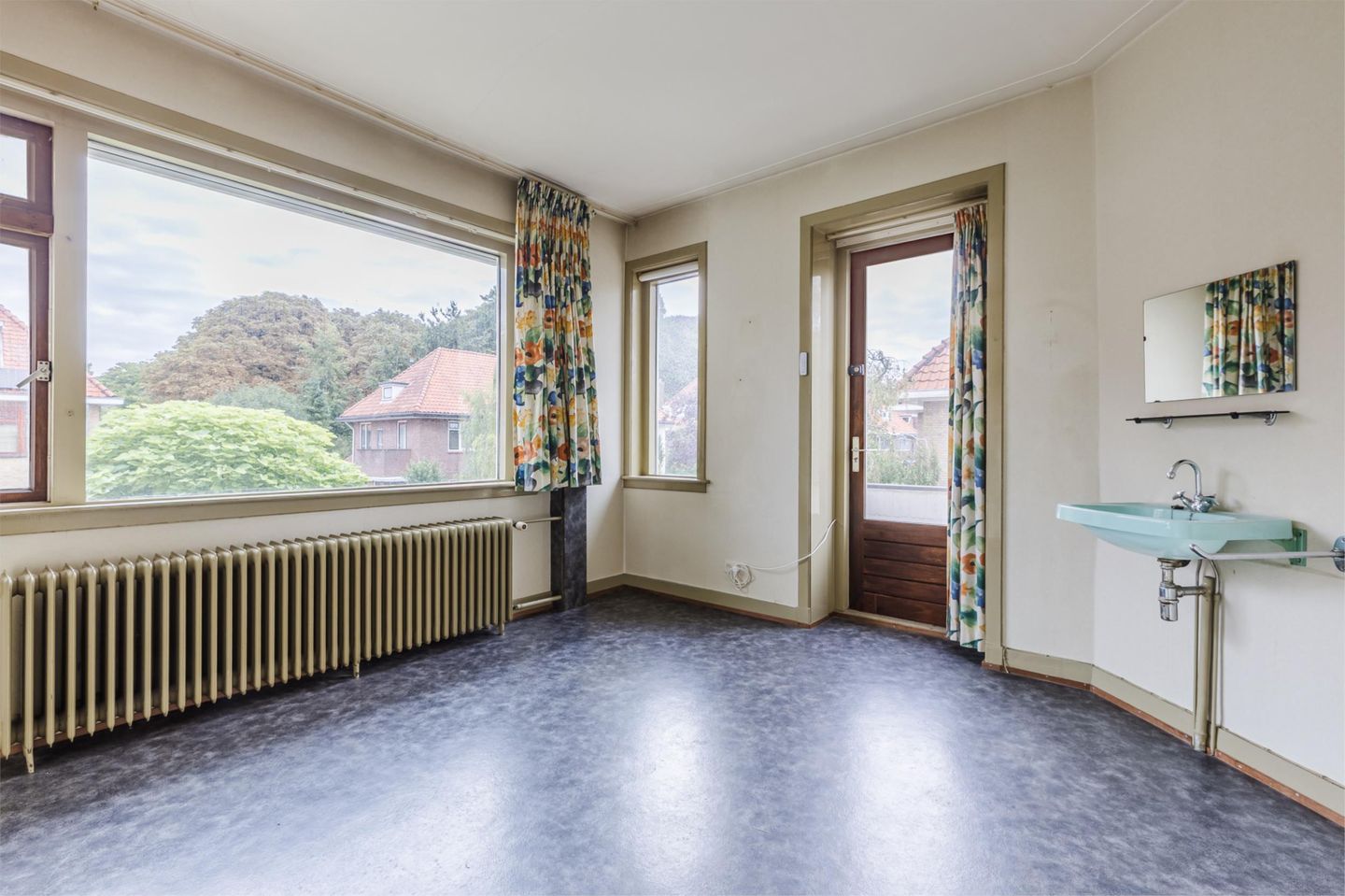 Photo 34 of Den Burghstraat 10