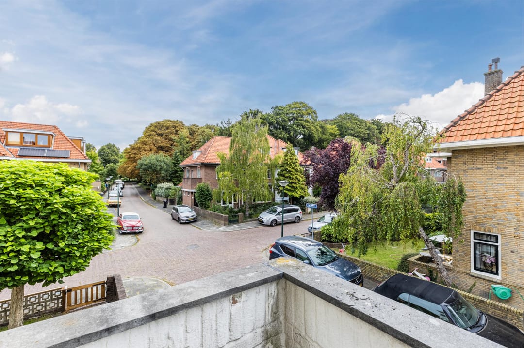 Photo 47 of Den Burghstraat 10