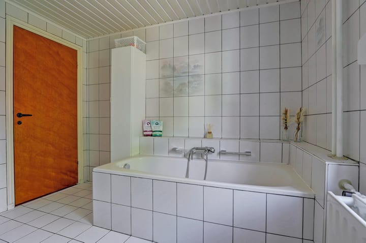 Foto 28 van Vlodropperweg 16