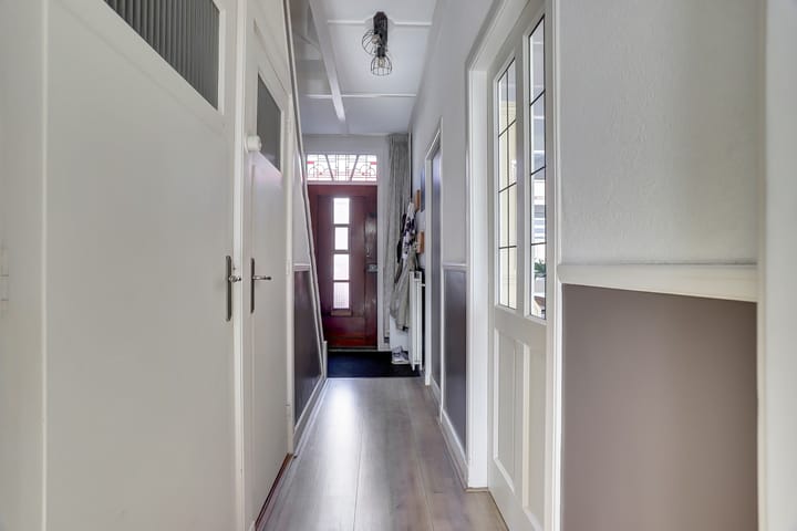 Photo 12 of Prins Bernhardstraat 62