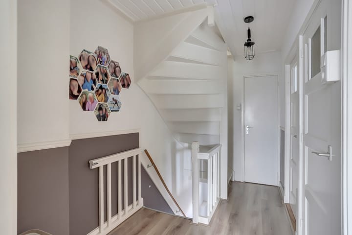 Photo 14 of Prins Bernhardstraat 62