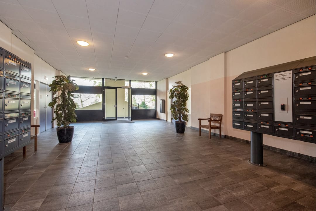 Foto 7 van Sir Winston Churchillln 283-F016