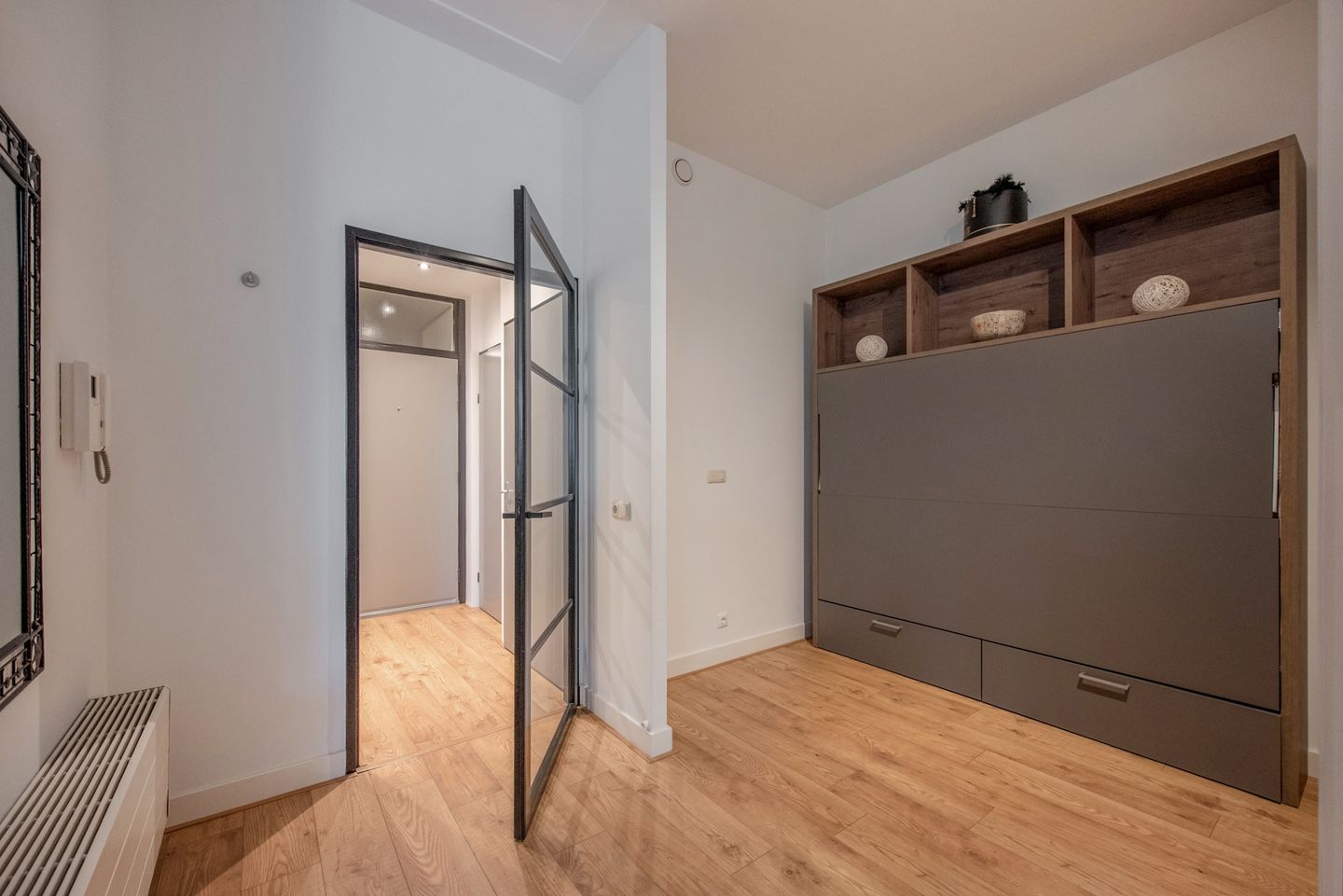 Foto 10 van Sir Winston Churchillln 283-F016