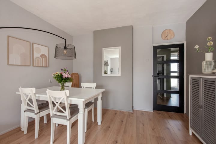 Foto 9 van Burgemeester Caan van Necklaan 634