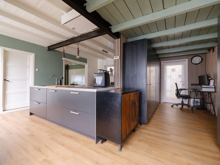 Foto 9 van Vierhuisterweg 24