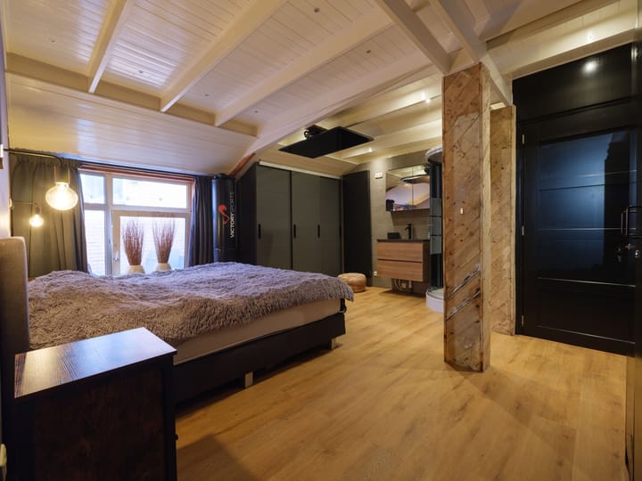 Foto 34 van Vierhuisterweg 24