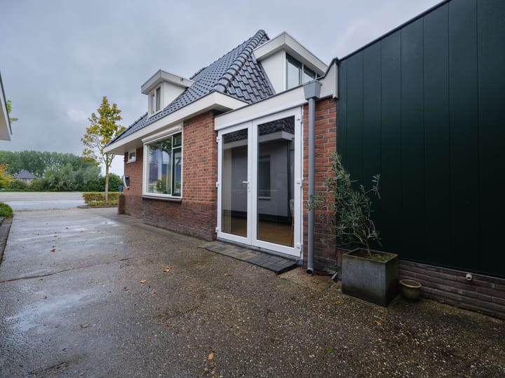 Foto 41 van Vierhuisterweg 24