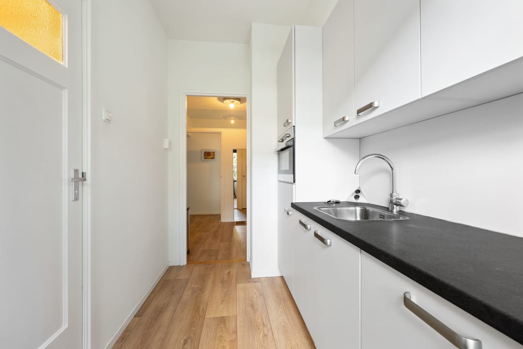 Photo 8 of Frederik van Eedenstraat 7-B