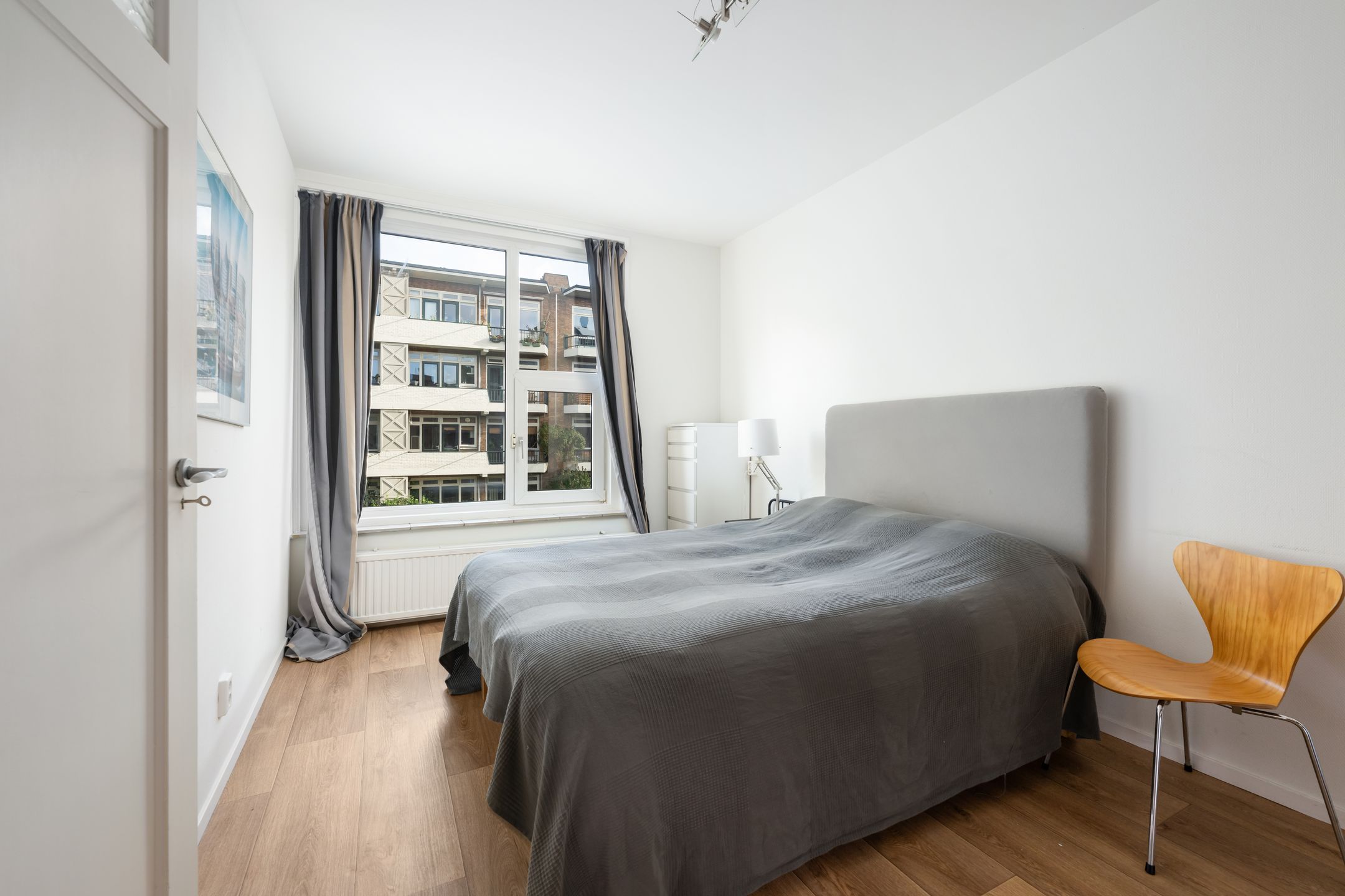 Photo 9 of Frederik van Eedenstraat 7-B