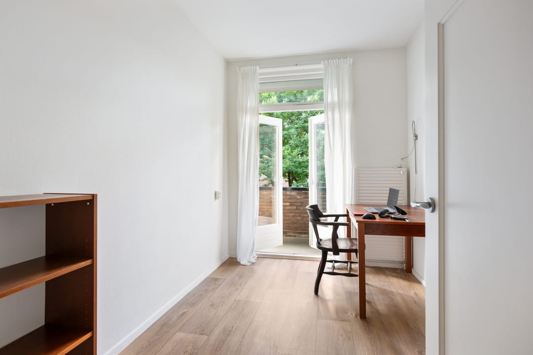 Photo 11 of Frederik van Eedenstraat 7-B