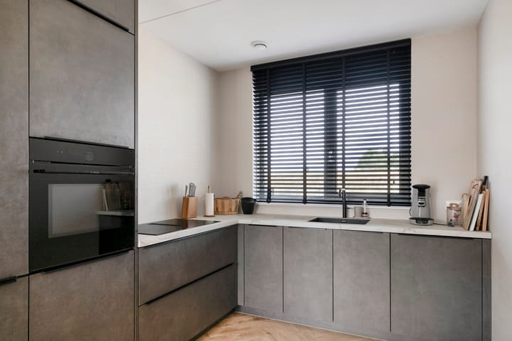 Foto 11 van Topaas 6