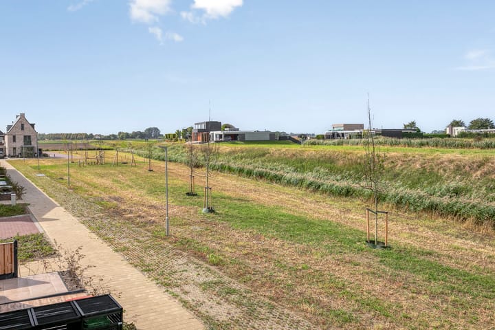 Foto 25 van Topaas 6