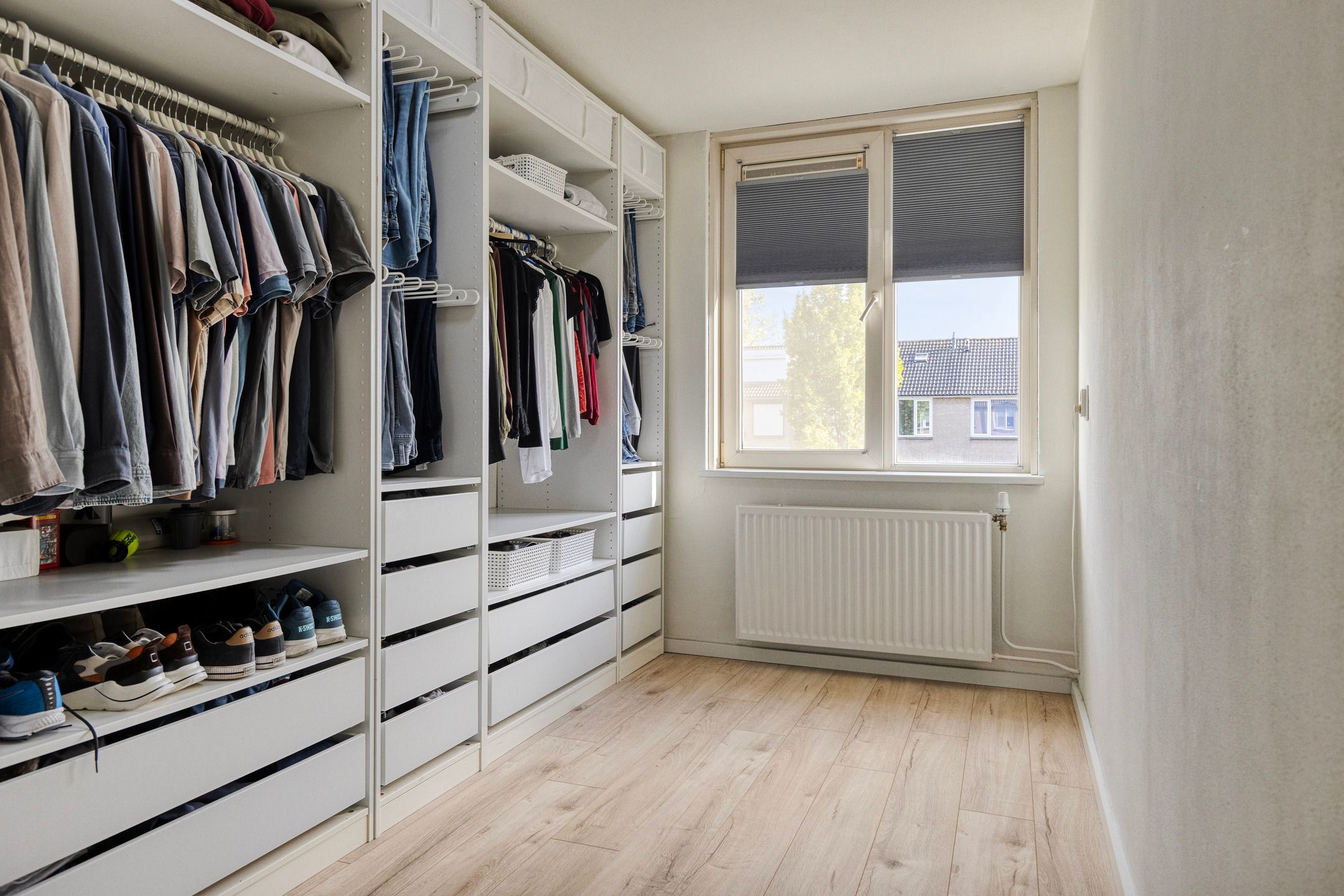 Photo 15 of Heilige Stoel 5222