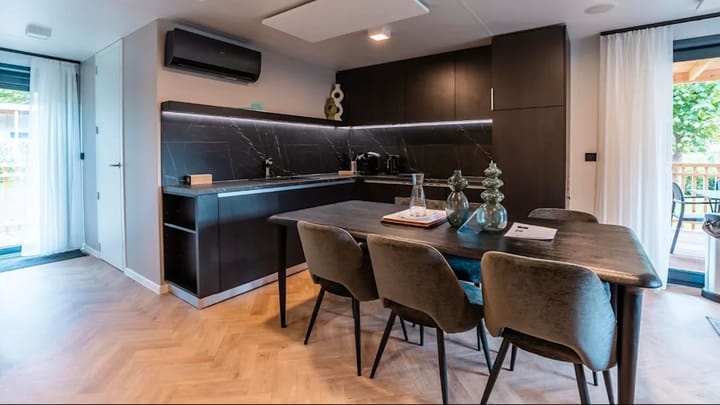 Foto 4 van Ostriach 67 - 200