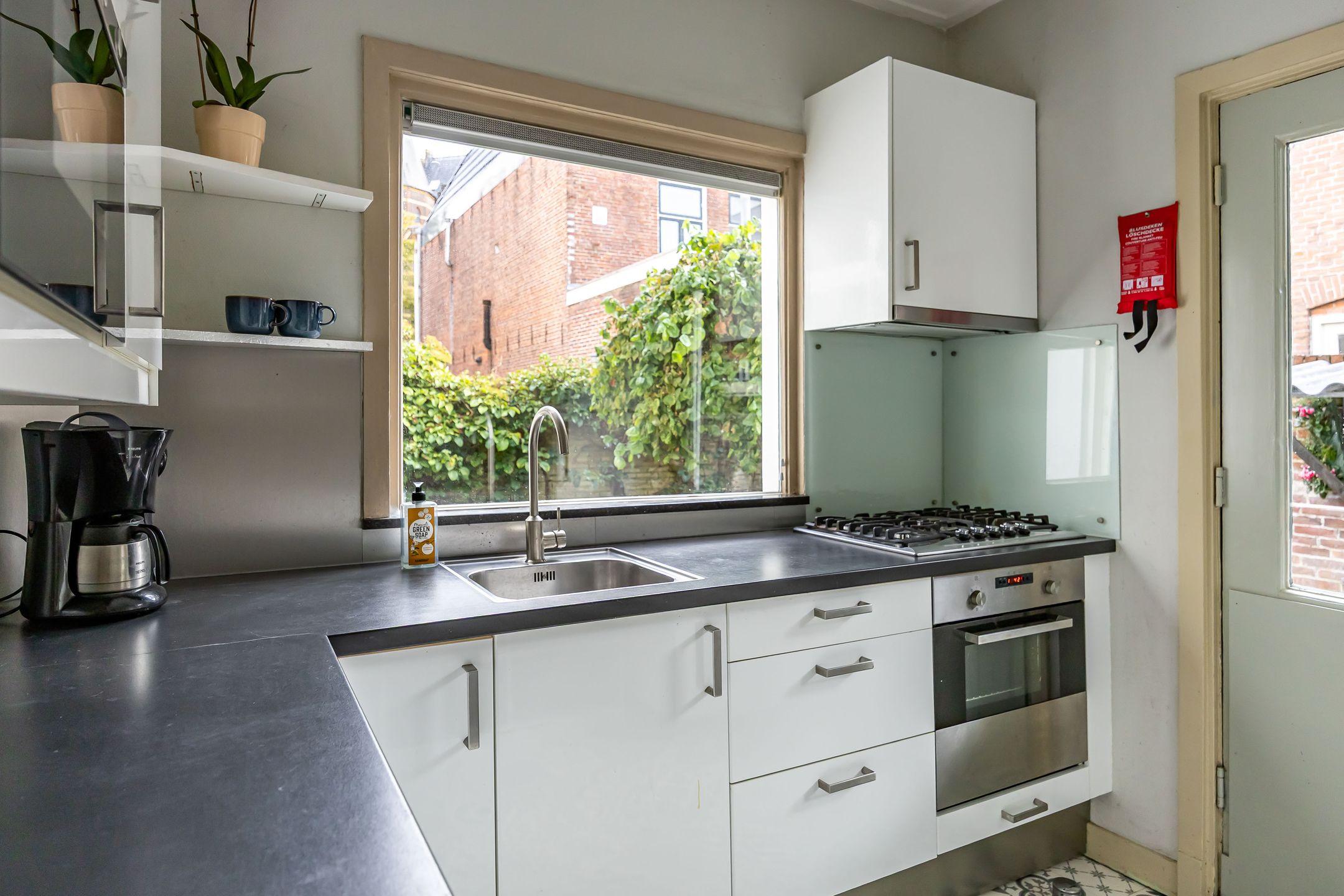 Photo 21 of Kraneweg 8