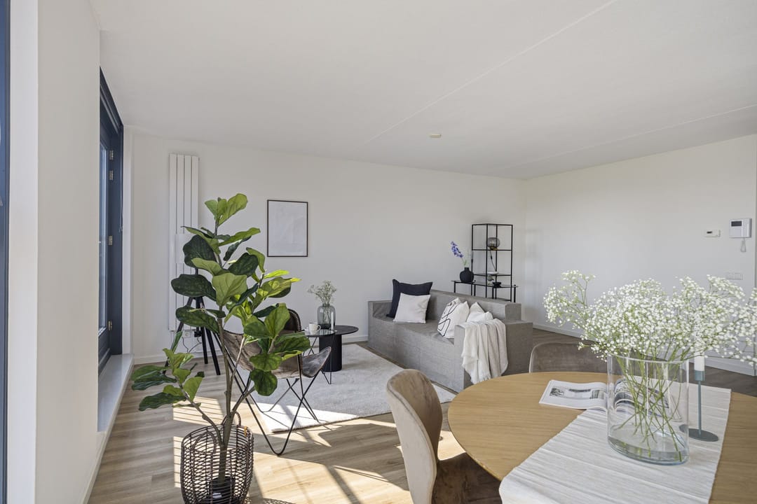 Foto 1 van Middeldijkerplein 131