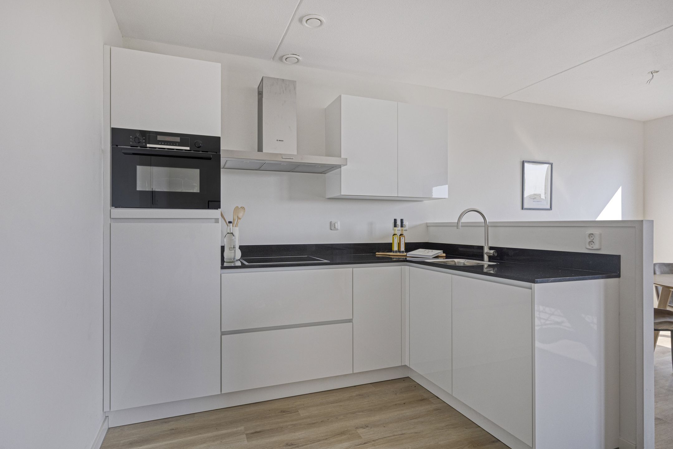 Foto 3 van Middeldijkerplein 131