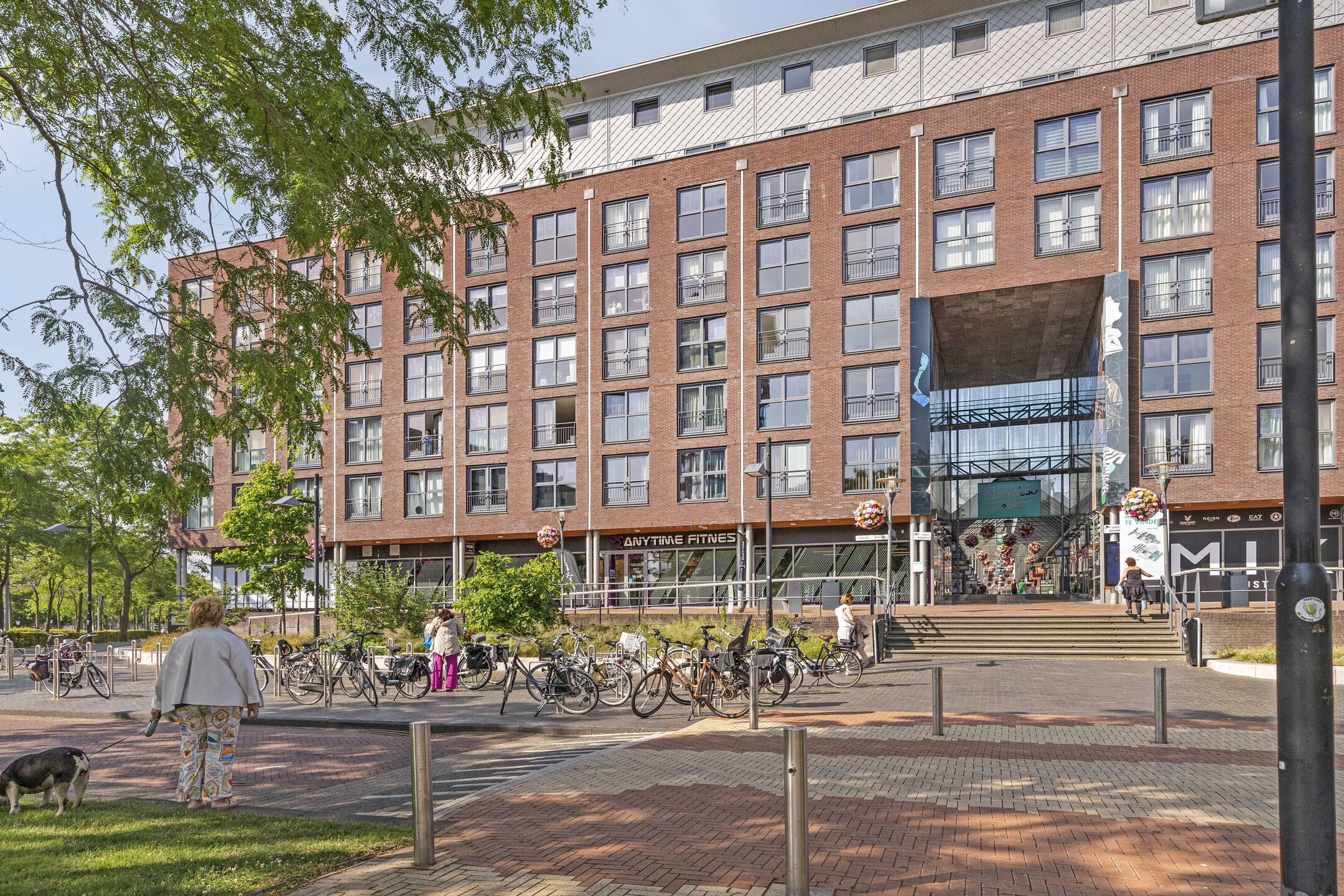 Foto 6 van Middeldijkerplein 131