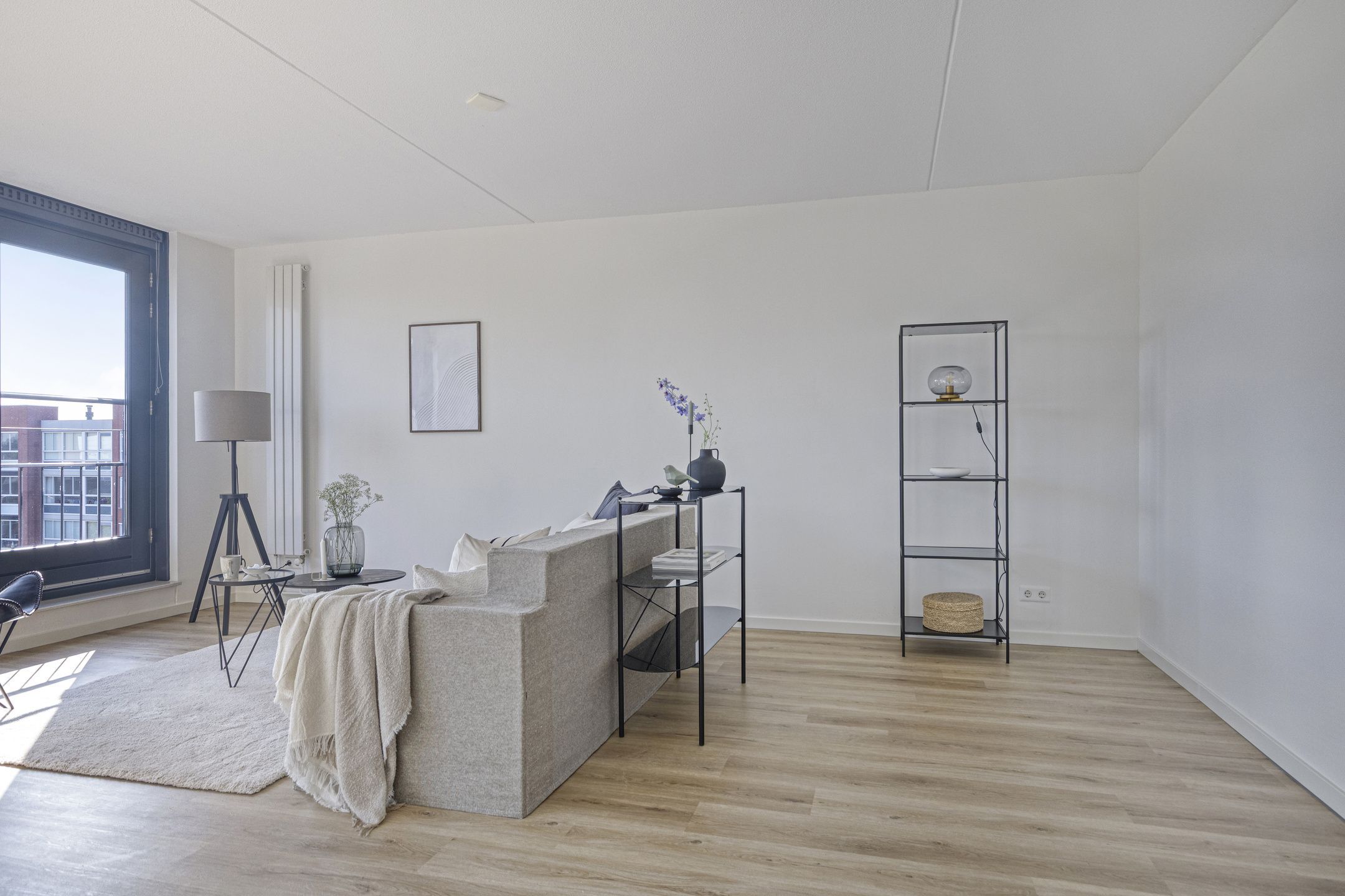 Foto 9 van Middeldijkerplein 131