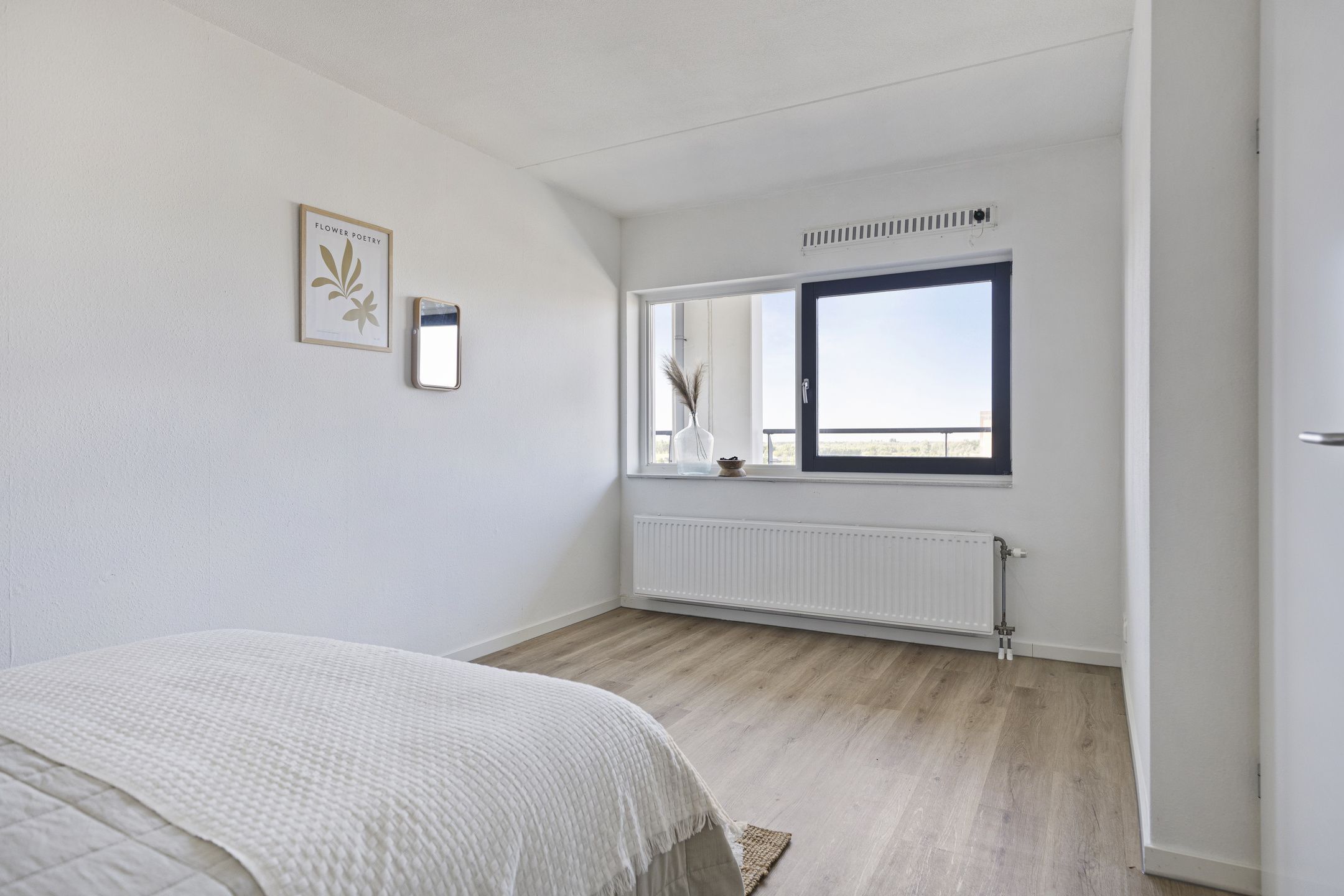 Foto 15 van Middeldijkerplein 131