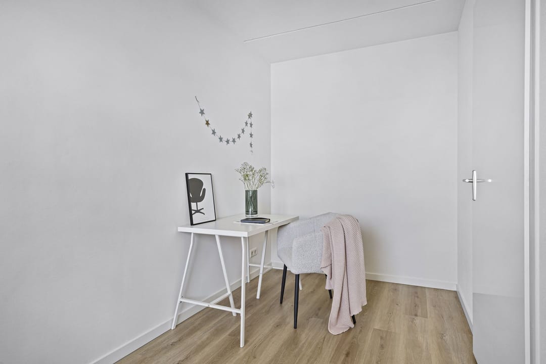 Foto 17 van Middeldijkerplein 131